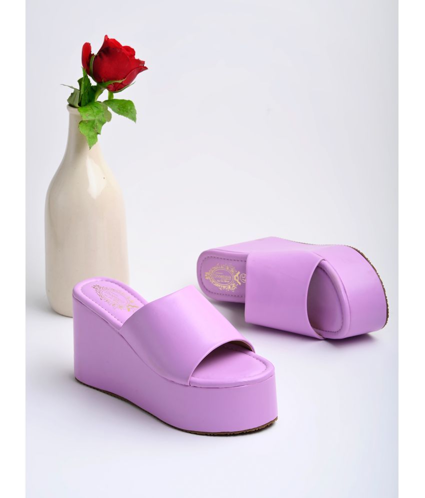     			Shoetopia Fashionable Mauve Platform Heels & Girls