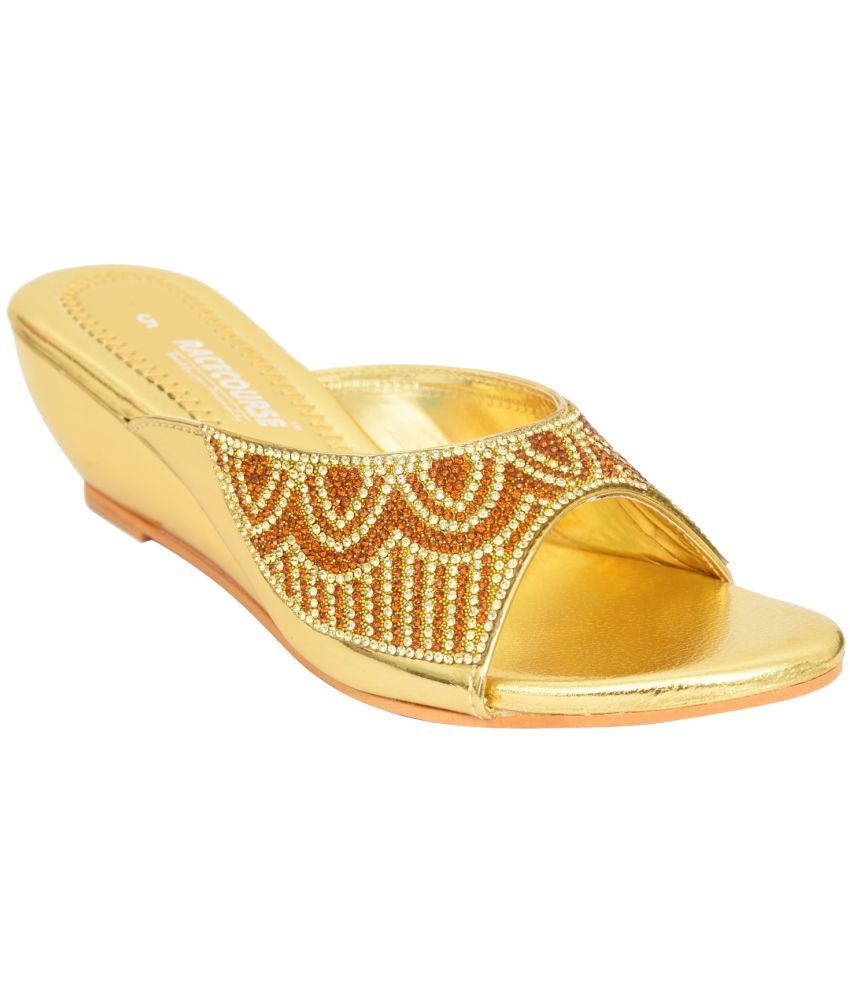     			Racecourse - Gold Women's Slip On Heels