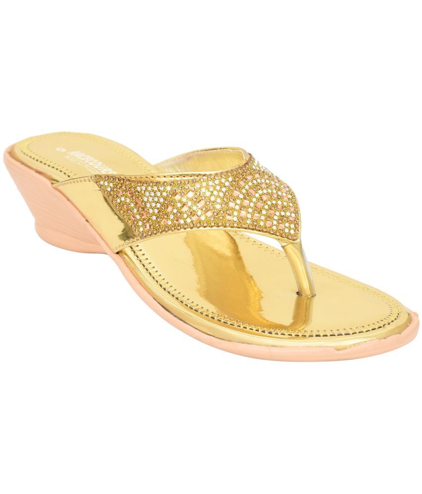     			Racecourse - Gold Women's Slip On Heels