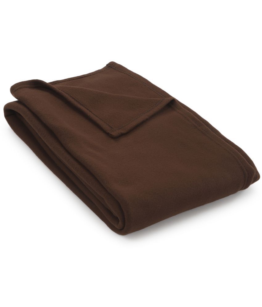     			HOMETALES Fleece Mild Winter Solid Single Blanket ( 120 x 220 cm ) Pack of 1 - Coffee