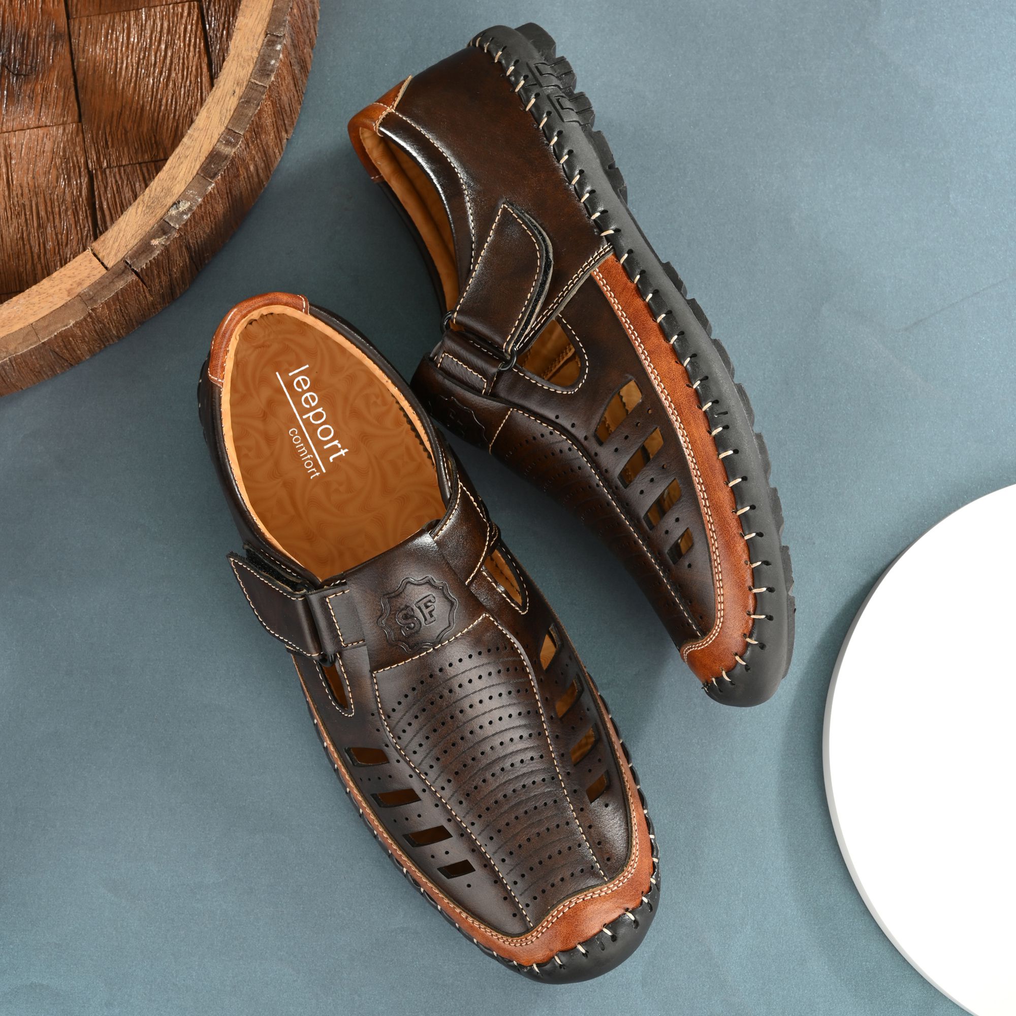     			Leeport - Brown  Men's Sandals