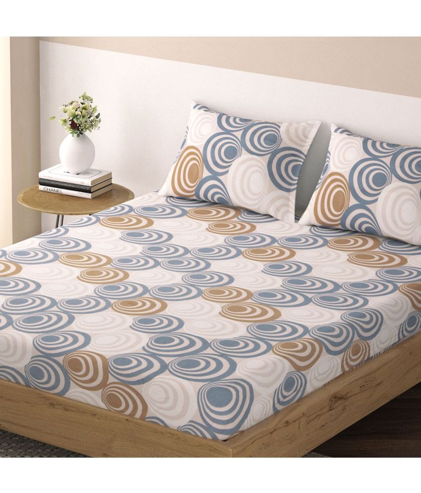     			HOKIPO Microfibre Geometric Fitted 1 Bedsheet with 2 Pillow Covers ( King Size ) - Blue