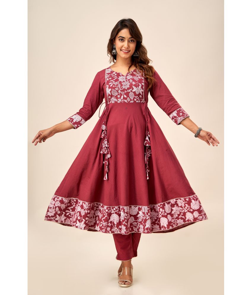     			SVARCHI Cotton Printed Anarkali Women's Kurti - Maroon ( Pack of 1 )