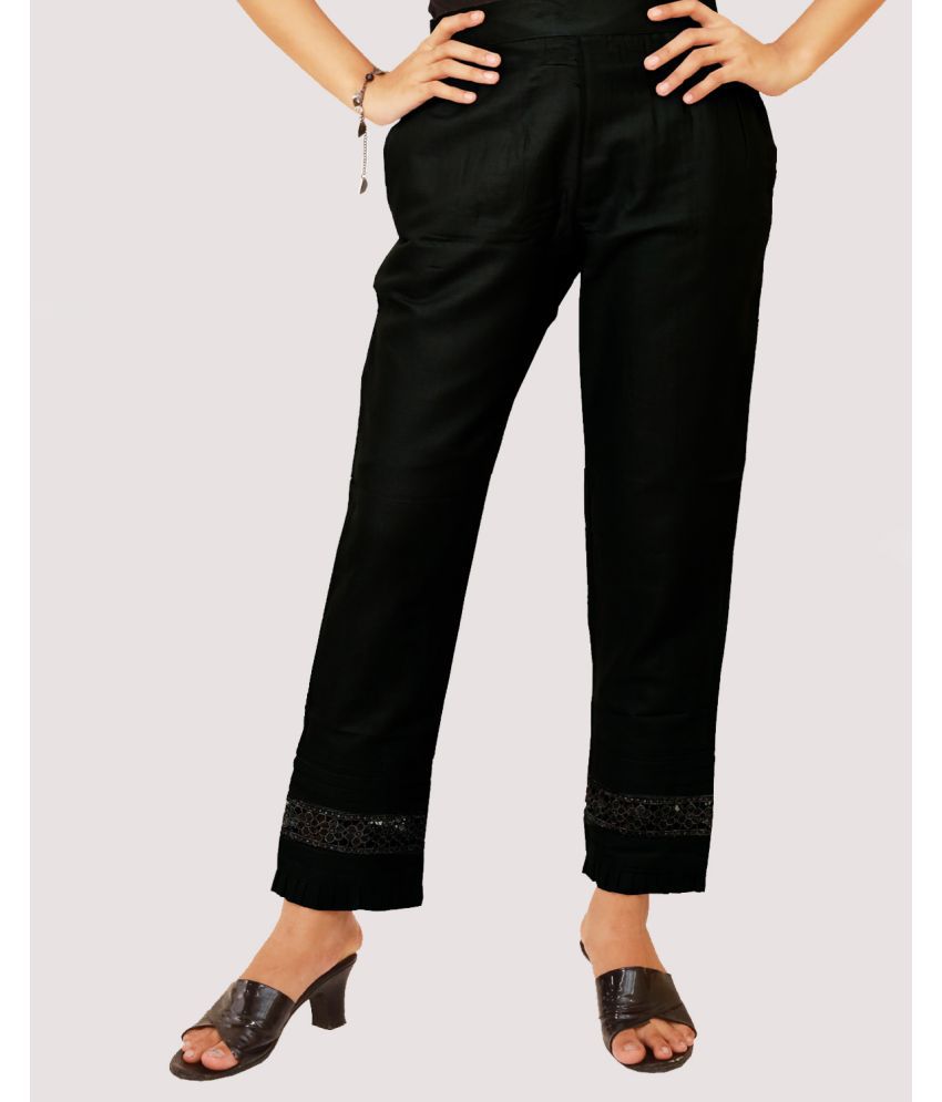     			AARLIZAH - Black Cotton Blend Regular Women's Casual Pants ( Pack of 1 )