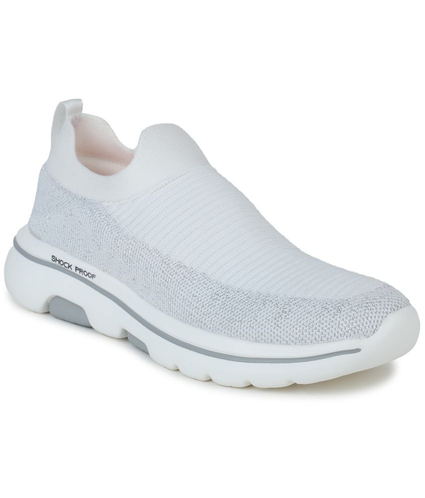     			Abros - Off White Women's Running Shoes