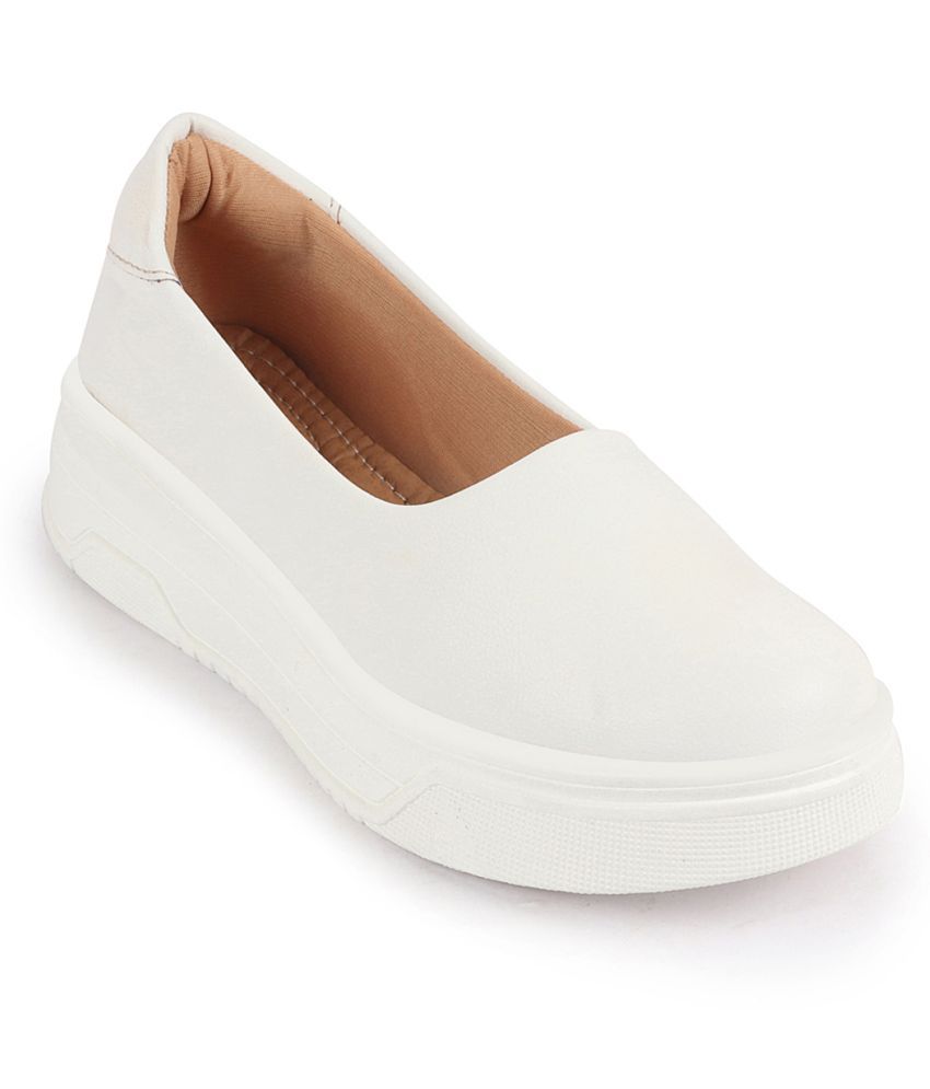     			Fausto - White Women's Slip On