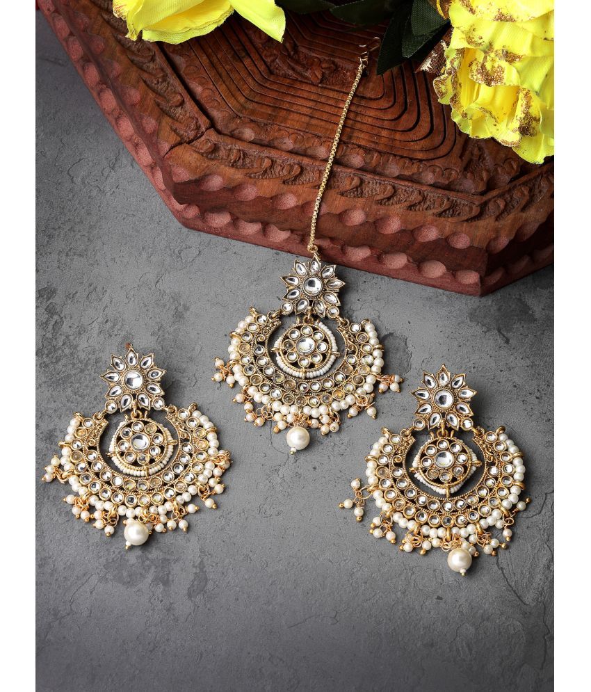     			Sukkhi White Chandbalis Earrings ( Pack of 1 )