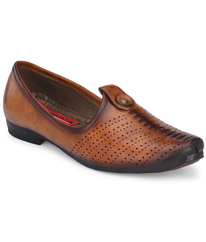     			Fashion Victim Brown Men's Mojaris