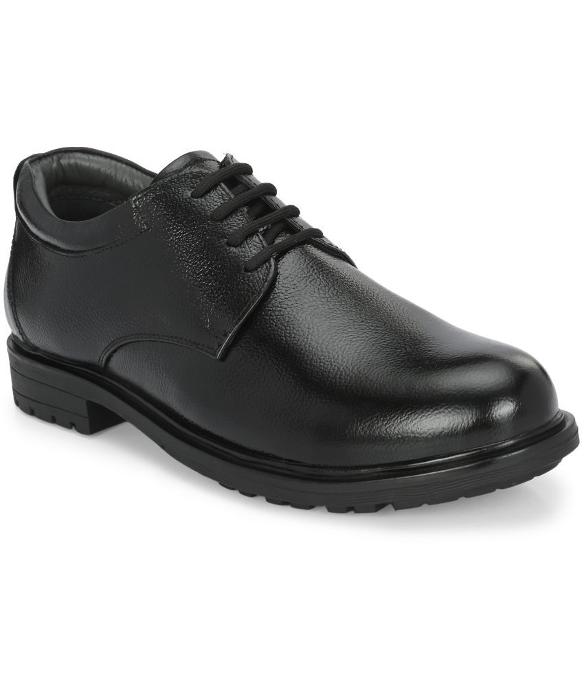     			Leeport Black Men's Derby Formal Shoes