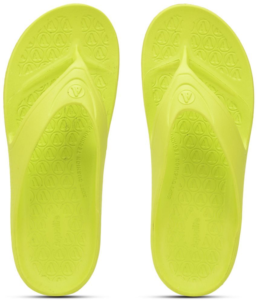     			Aqualite Fluorescent Green Men's Daily Slipper