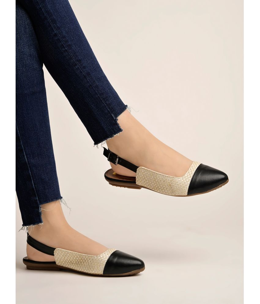     			Shoetopia Black Women's Casual Ballerinas