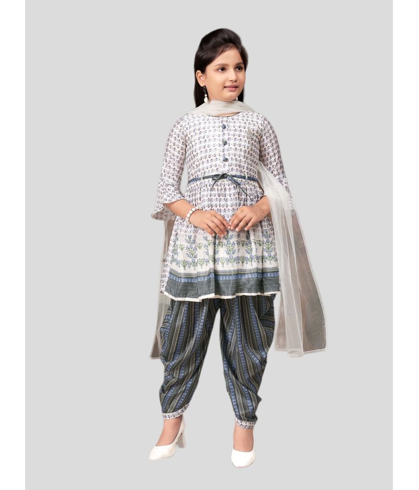     			Aarika Girls Silk Patiala Kurta Set ( Pack of 1 , Gray )