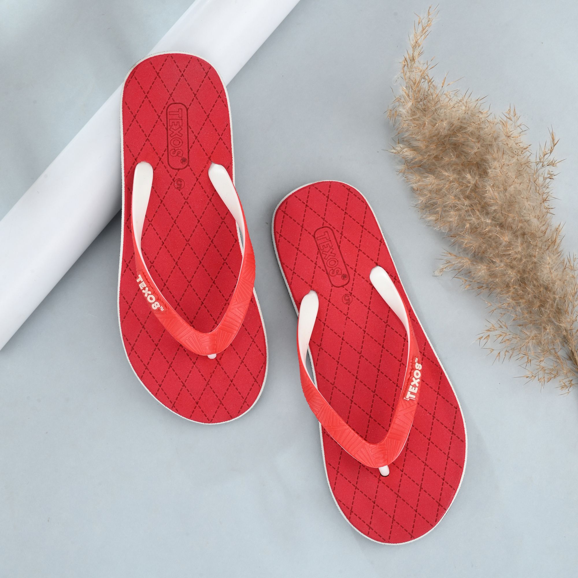     			Birde Red Women's Daily Slipper