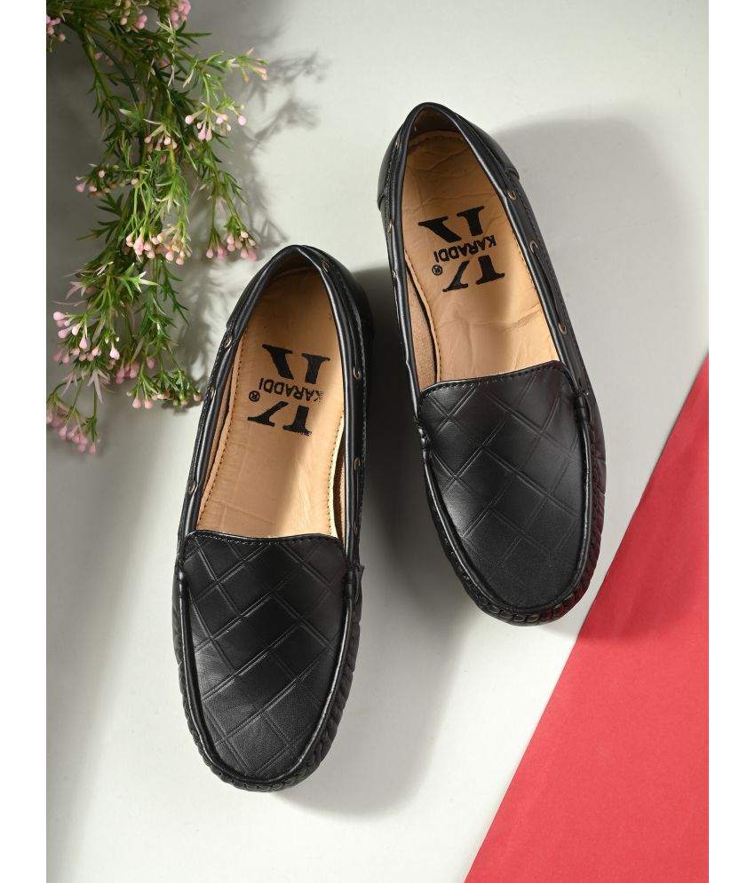     			KARADDI Black Women's Loafers