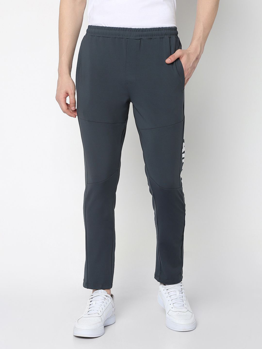     			R&B Grey Polyester Men's Trackpants ( Pack of 1 )