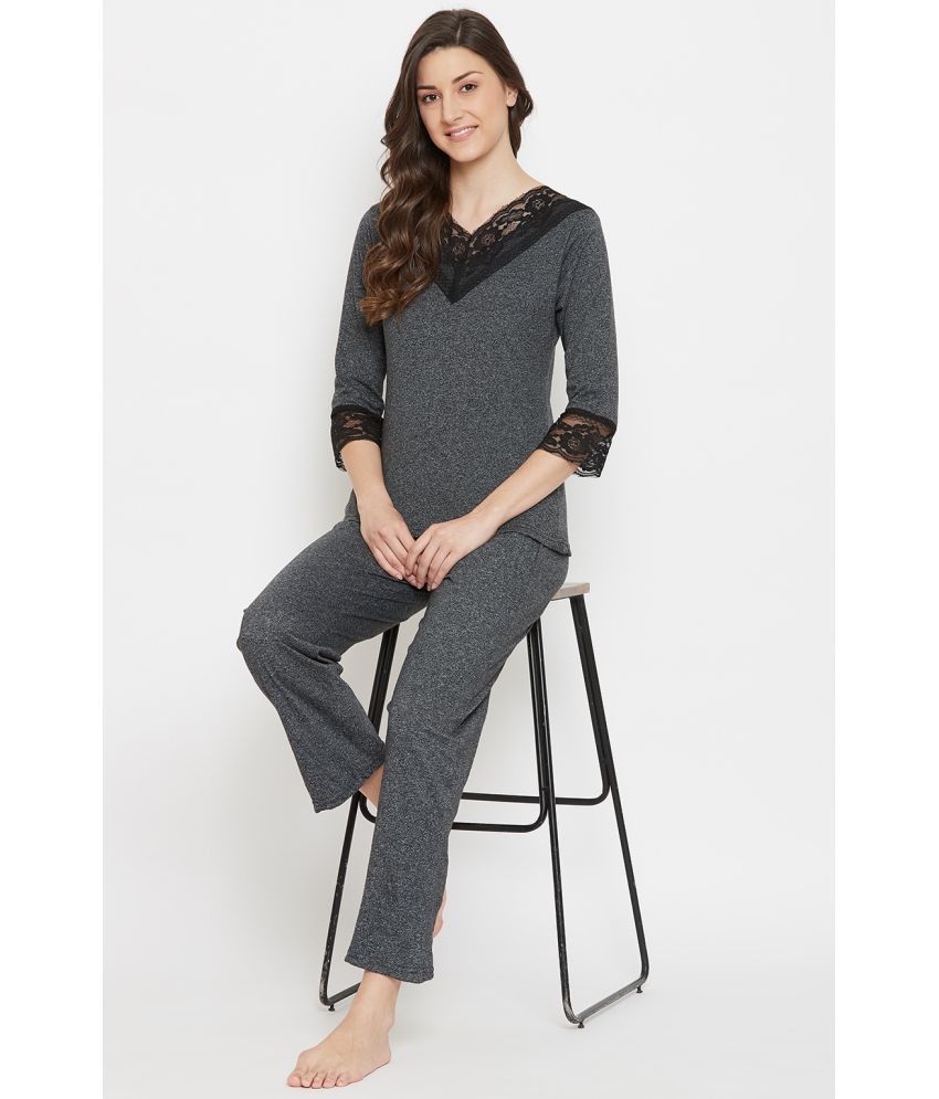     			Clovia Grey Cotton Women's Nightwear Nightsuit Sets ( Pack of 2 )