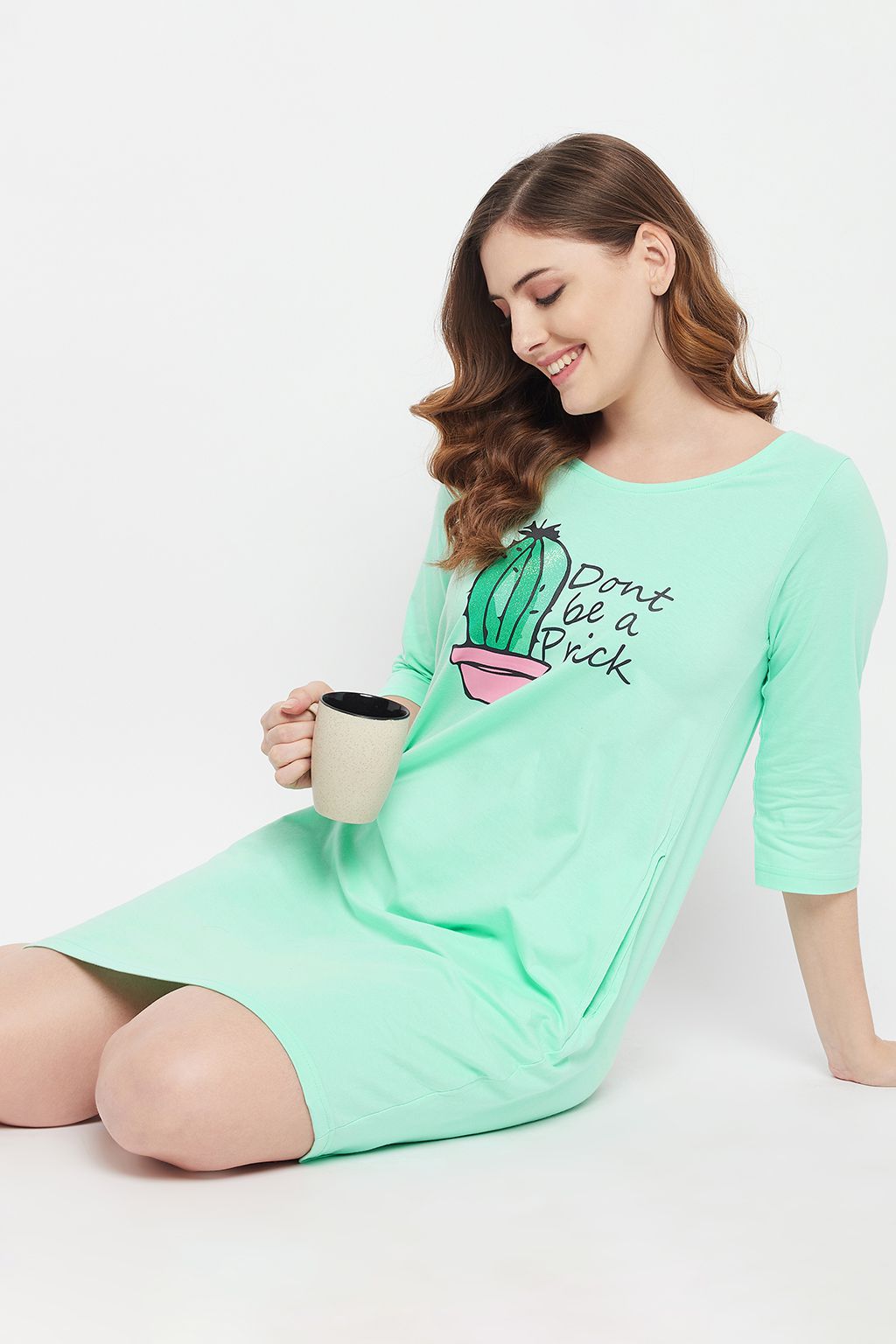     			Clovia Green Cotton Women's Nightwear Night T-Shirt ( Pack of 1 )