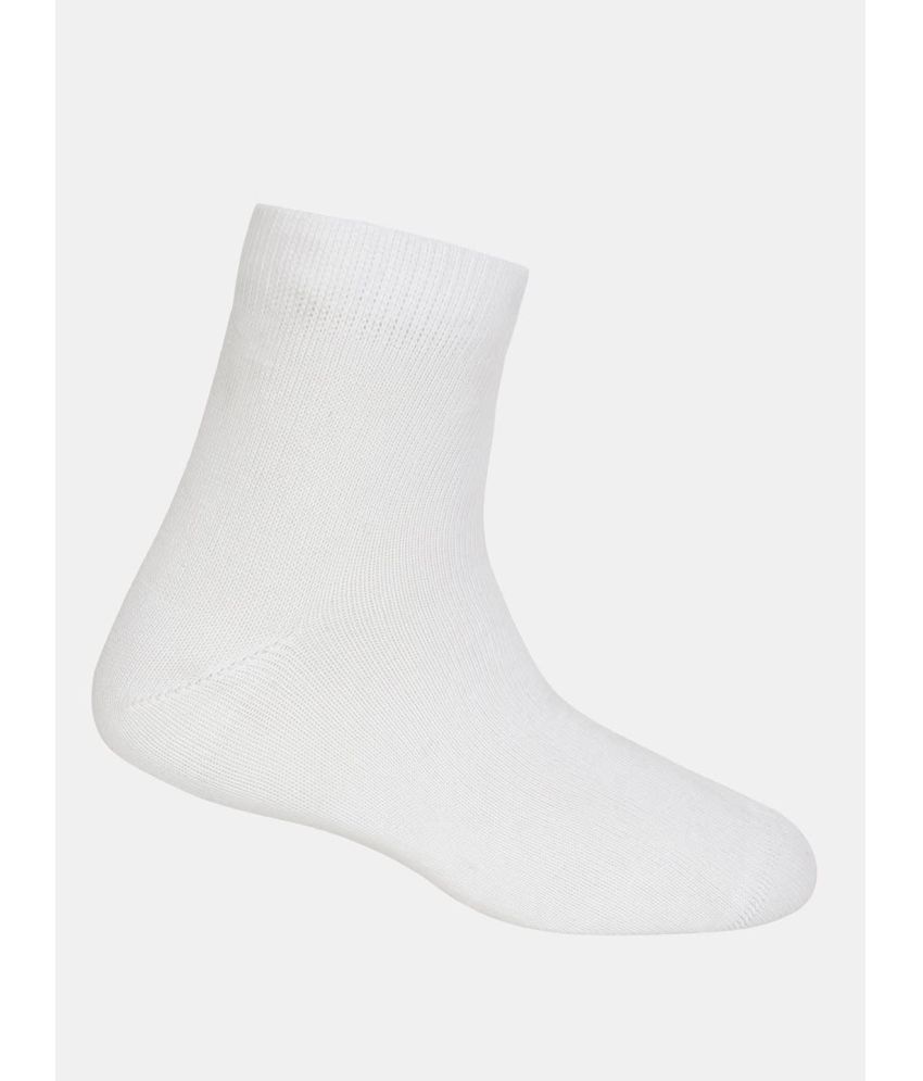     			Jockey 7801 Kid's Compact Cotton Stretch Solid Ankle Length Socks - White