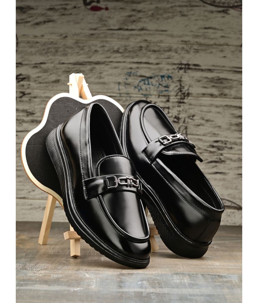     			Bucik Black Men's Mocassin Formal Shoes