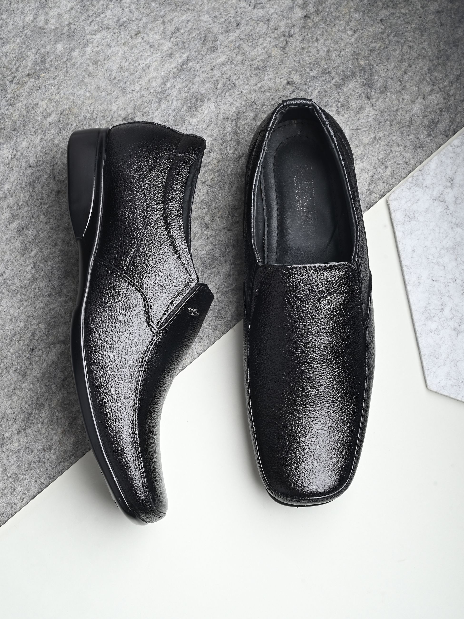     			Footloose Black Men's Slip On Formal Shoes