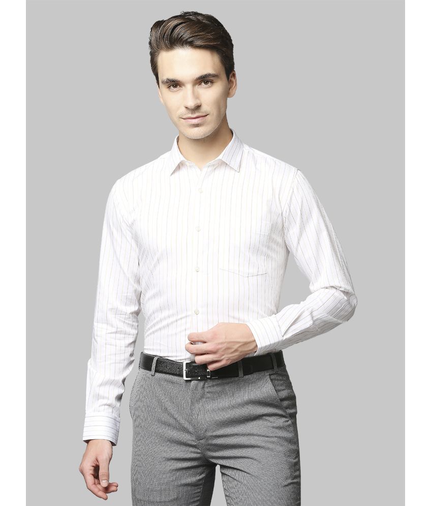     			Park Avenue 100% Cotton Slim Fit Striped Full Sleeves Men's Casual Shirt - Yellow ( Pack of 1 )