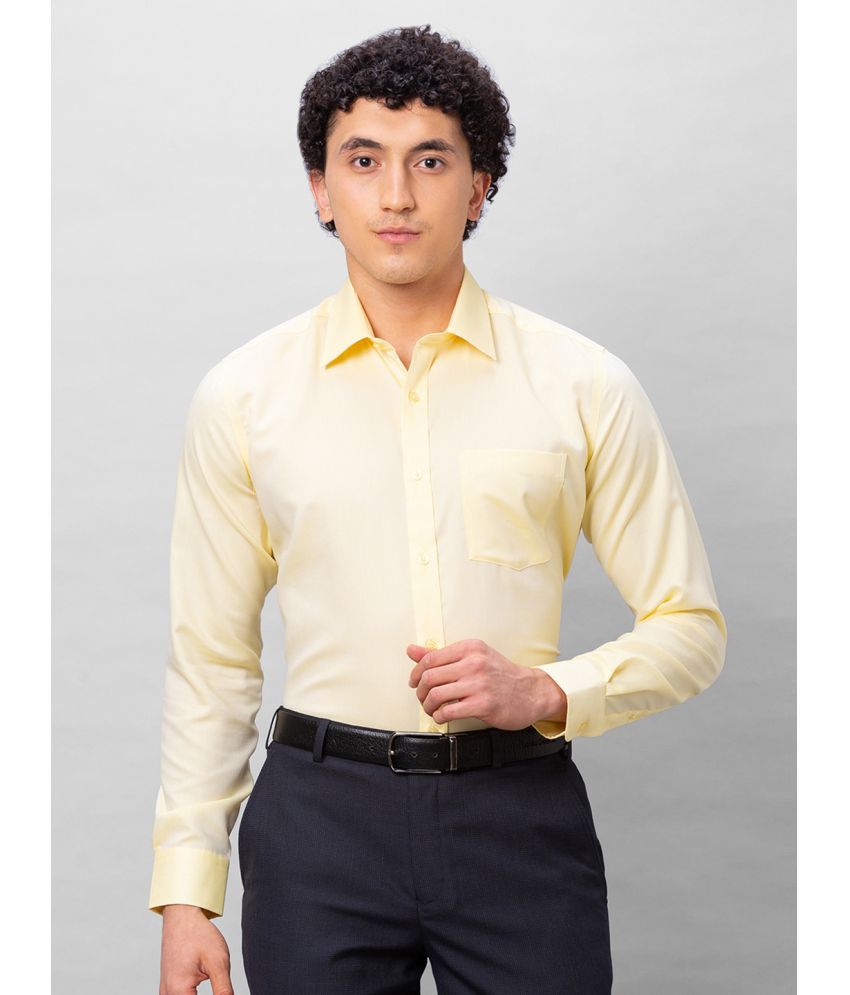     			Park Avenue Cotton Regular Fit Full Sleeves Men's Formal Shirt - Yellow ( Pack of 1 )