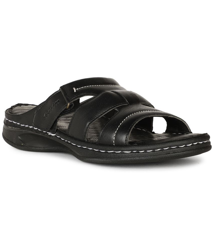     			Bata - Black Men's Sandals