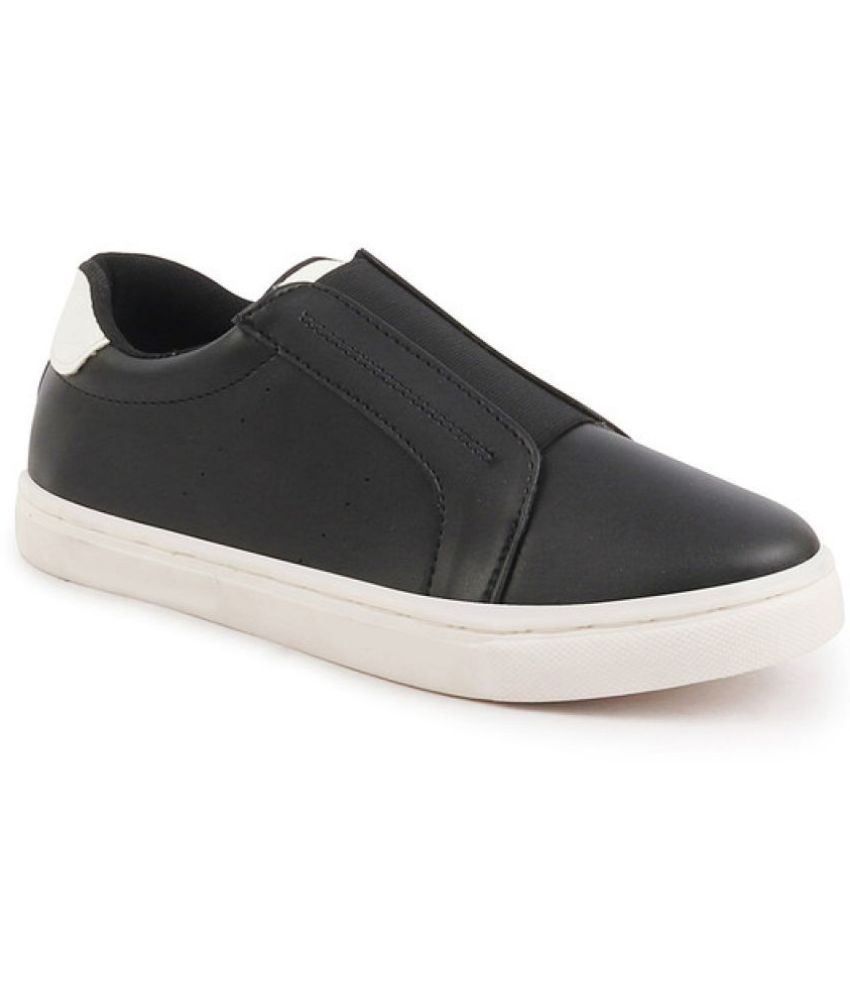     			Fausto Black Women's Sneakers