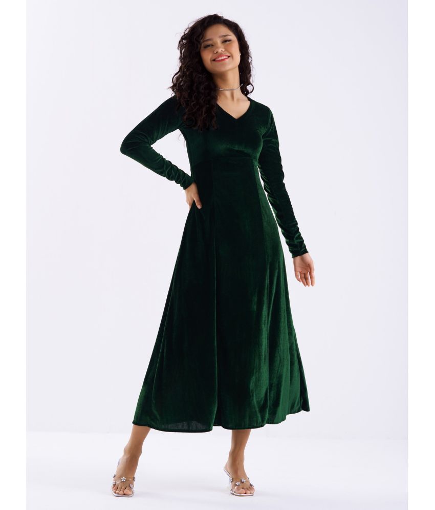     			aask Velvet Solid Midi Women's Fit & Flare Dress - Green ( Pack of 1 )