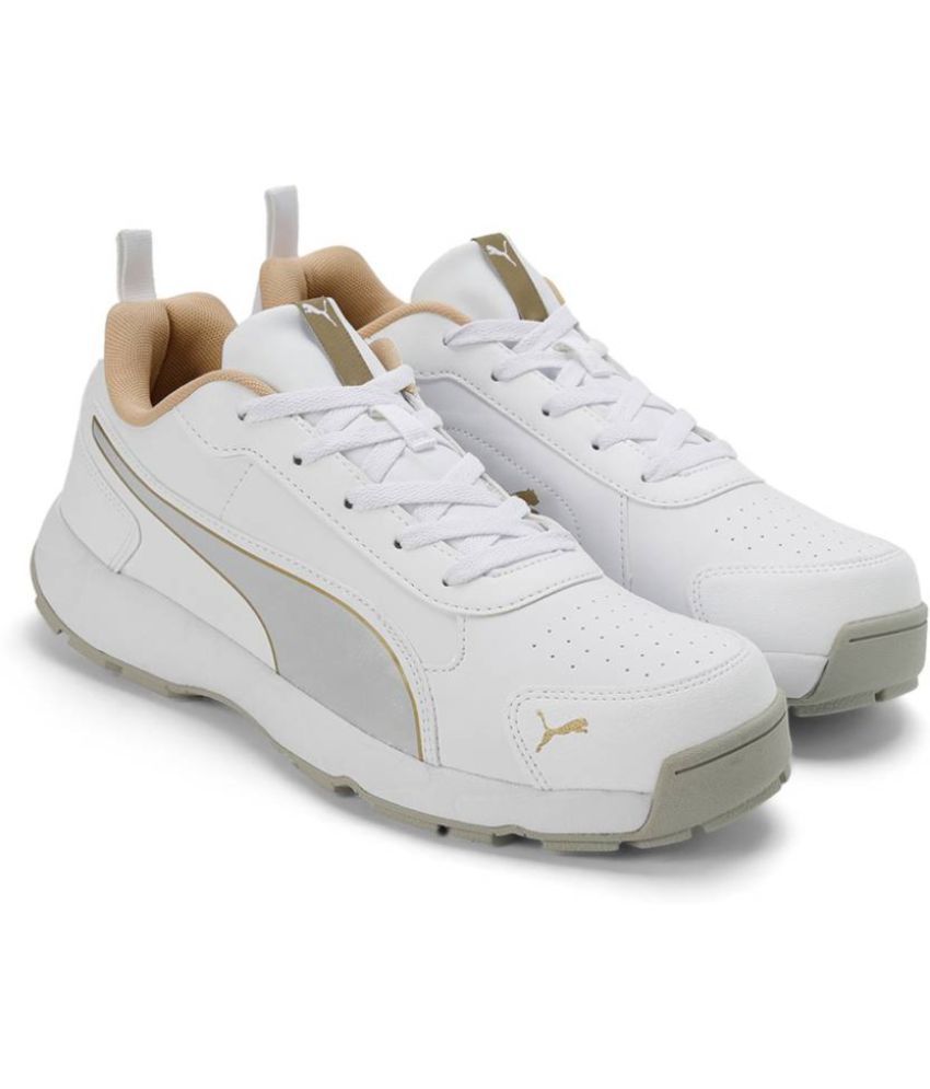    			Puma Cricket Classicat White Cricket Shoes
