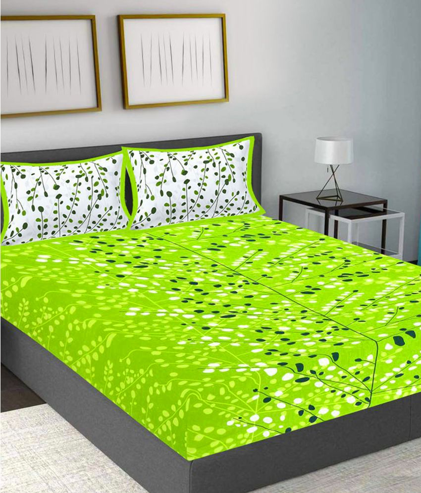     			HOMETALES Cotton Nature Queen Bedsheet with 2 Pillow Covers - Lime Green