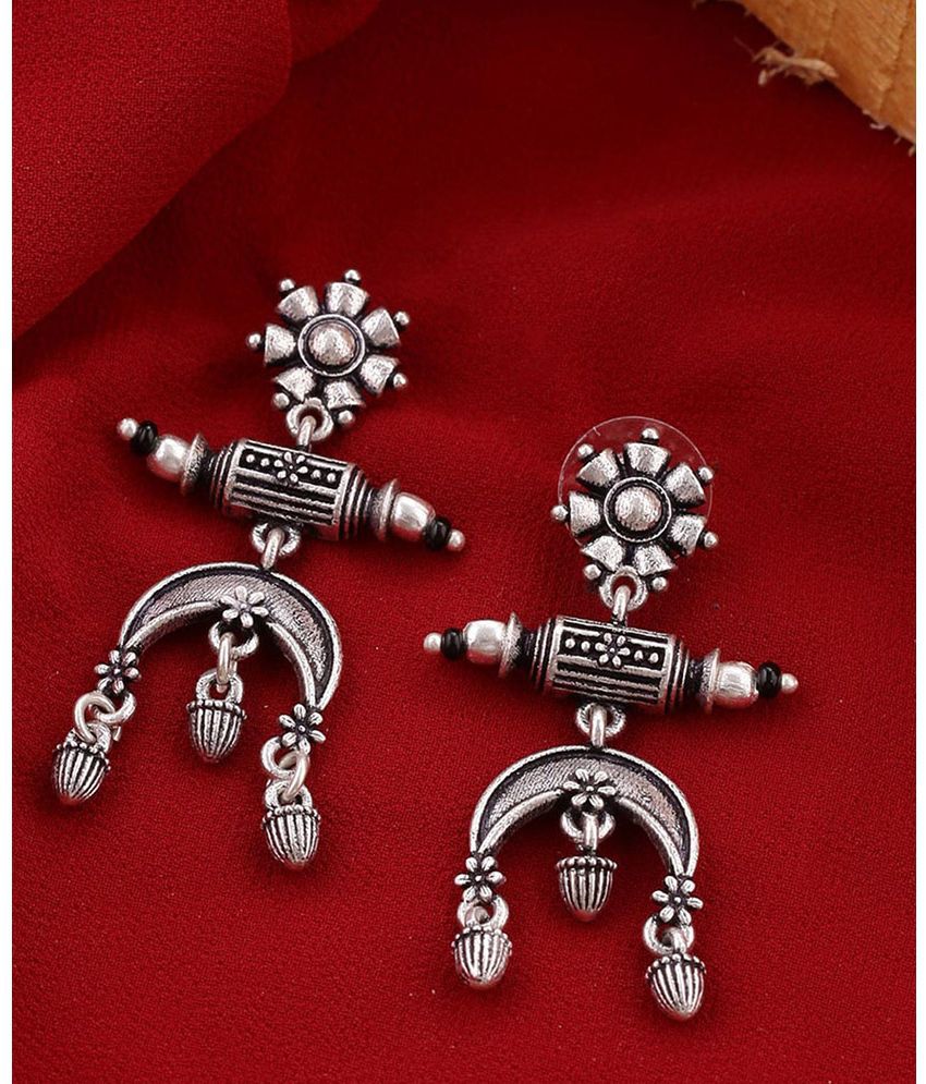     			Voylla Silver Danglers Earrings ( Pack of 1 )