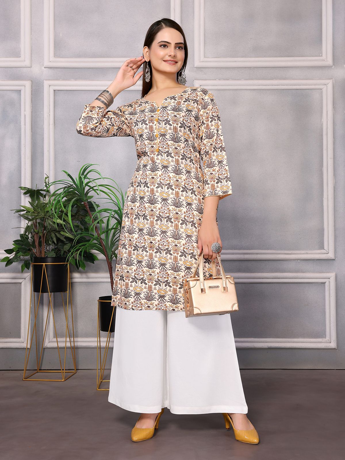     			Rangita Women Rayon Cream Printed Knee Length Straight Kurti