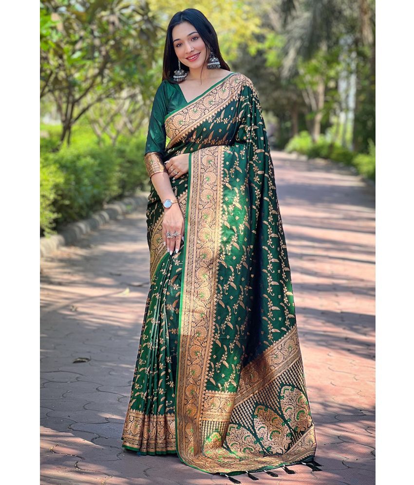     			ELITE WEAVES Satin Woven Saree With Blouse Piece - Green ( Pack of 1 )