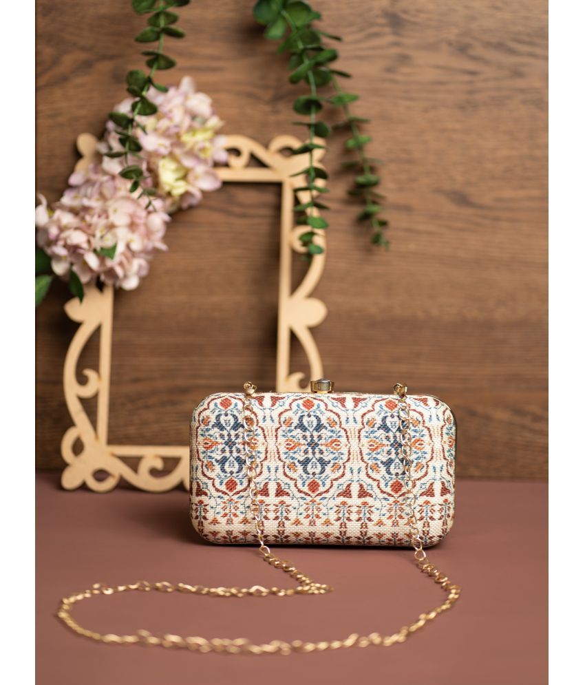     			Zouk - White Jute Box Clutch