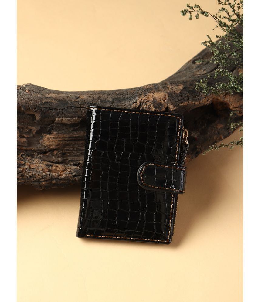     			samtroh - Black Faux Leather Handheld
