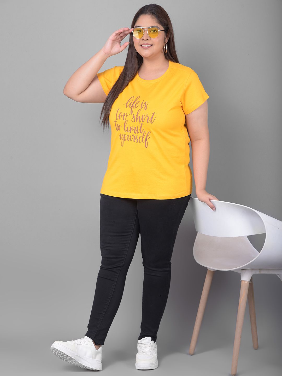    			Club York Yellow Cotton Blend Regular Fit Women's T-Shirt ( Pack of 1 )