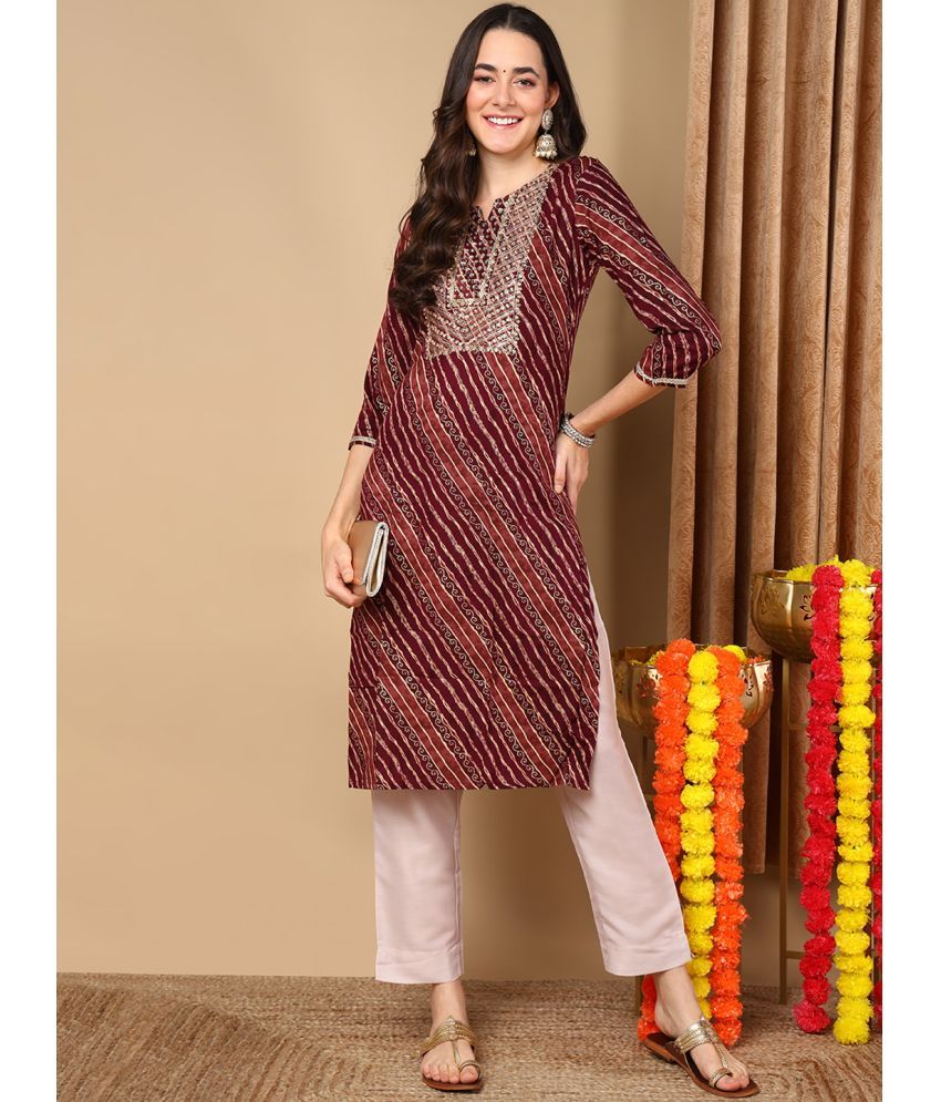     			Vaamsi Viscose Embroidered Straight Women's Kurti - Burgundy ( Pack of 1 )