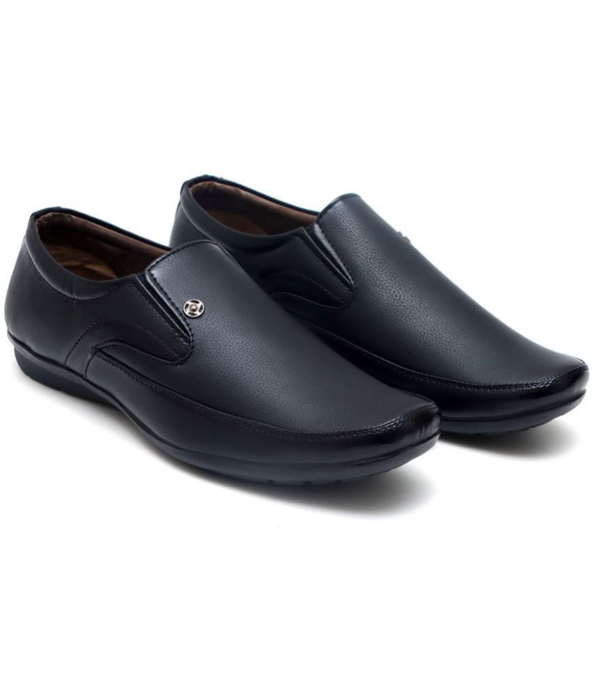     			MARKRANGE Black Men's Slip On Formal Shoes