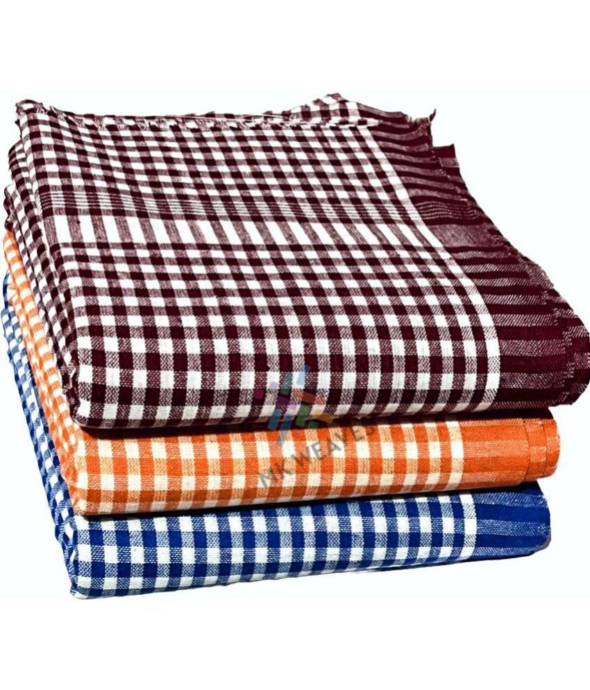     			Mk weaves Cotton Checks Below 300 -GSM Bath Towel ( Pack of 3 ) - Multicolor