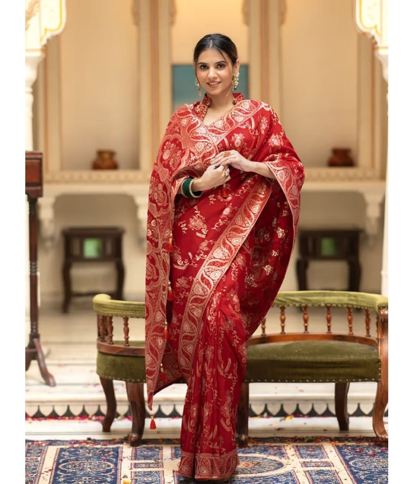     			Aika Banarasi Silk Embellished Saree With Blouse Piece - Red ( Pack of 1 )