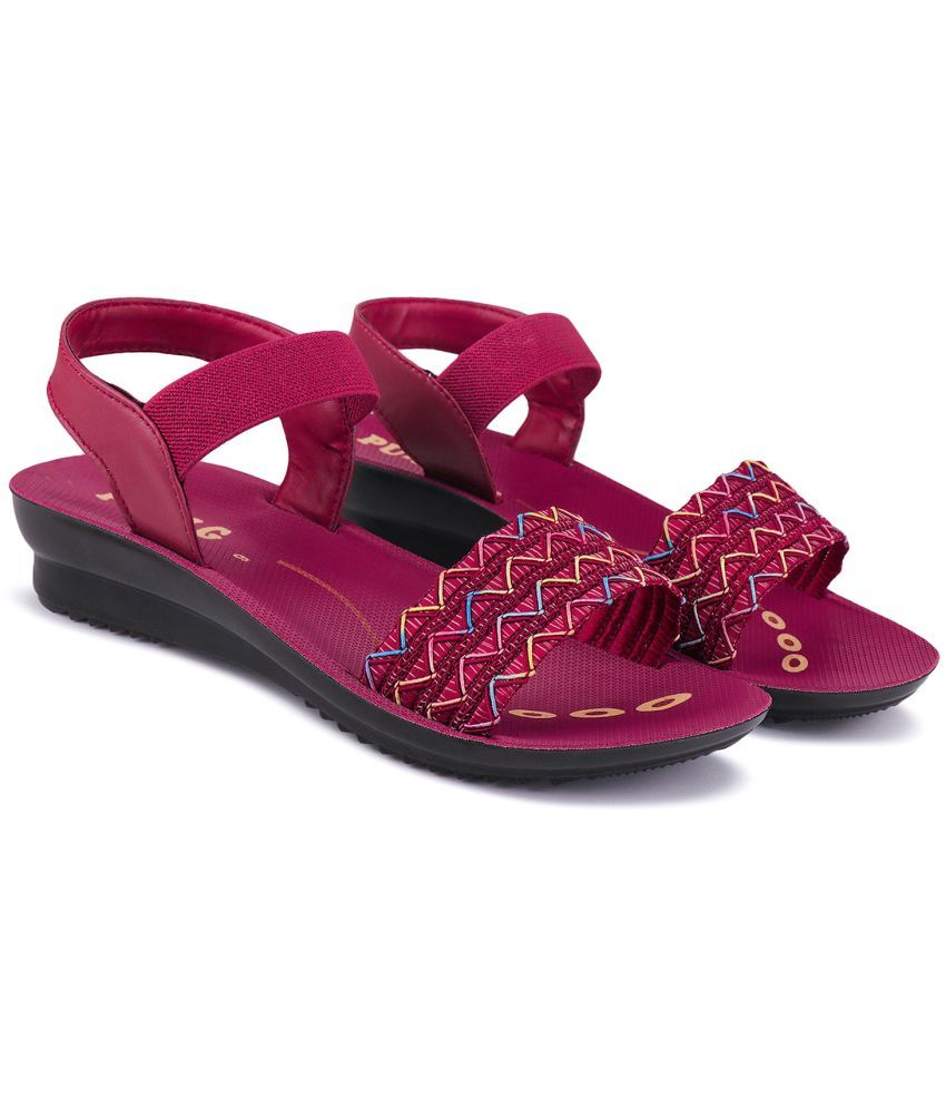     			PENNEN Maroon Women's Flats