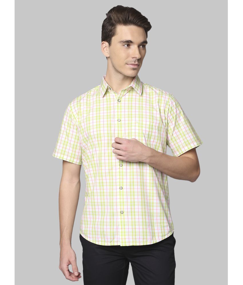     			Park Avenue Cotton Blend Slim Fit Checks Half Sleeves Men's Casual Shirt - Green ( Pack of 1 )