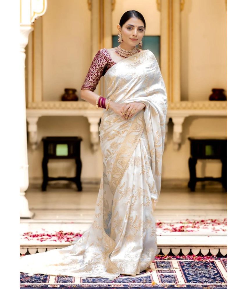     			YUG ART Banarasi Silk Embellished Saree With Blouse Piece - White ( Pack of 1 )