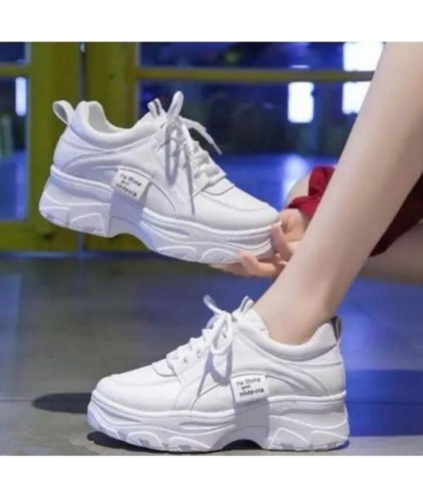     			Fabbmate White Women's Sneakers