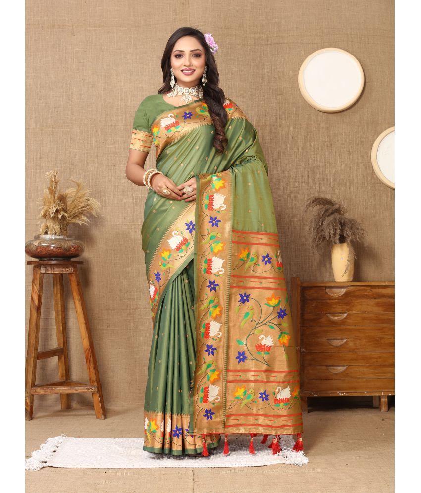     			OFLINE SELCTION Silk Blend Woven Saree With Blouse Piece - Lime Green ( Pack of 1 )