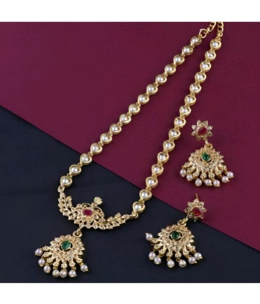     			Thrillz Golden Brass Necklace Set ( Pack of 1 )