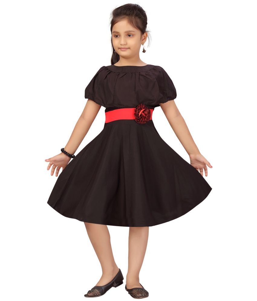     			Aarika Black Silk Girls Frock ( Pack of 1 )