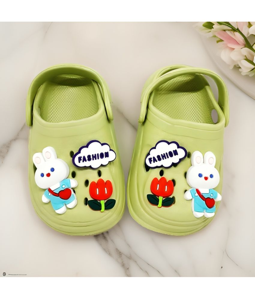     			FASMANIA - Green Boy's Clogs ( 1 Pair )