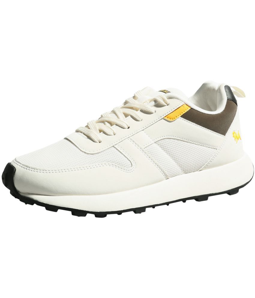     			Neemans White Men's Sneakers